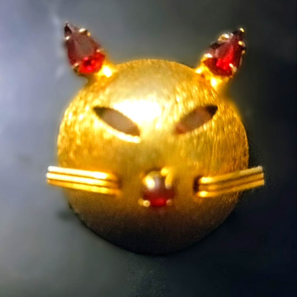 Vintage Joseph Warner cat pin brooch